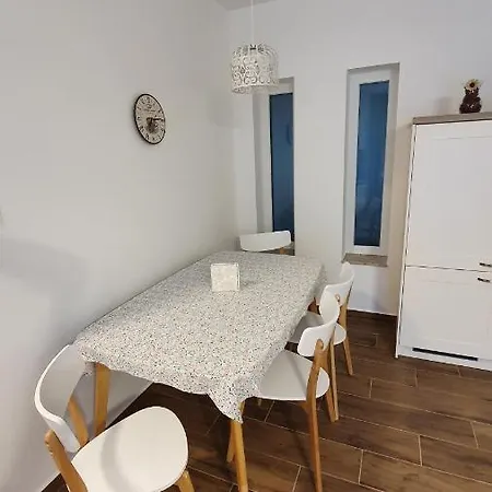 Vitorlas Apartman